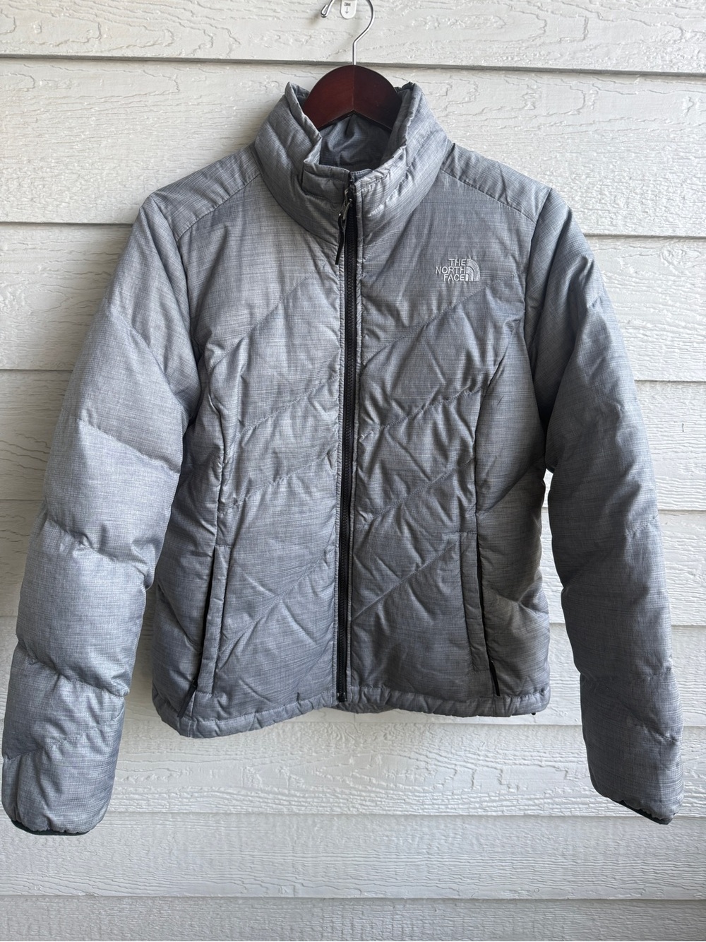 The North Face Light Gray Puffer Jacket with Logo